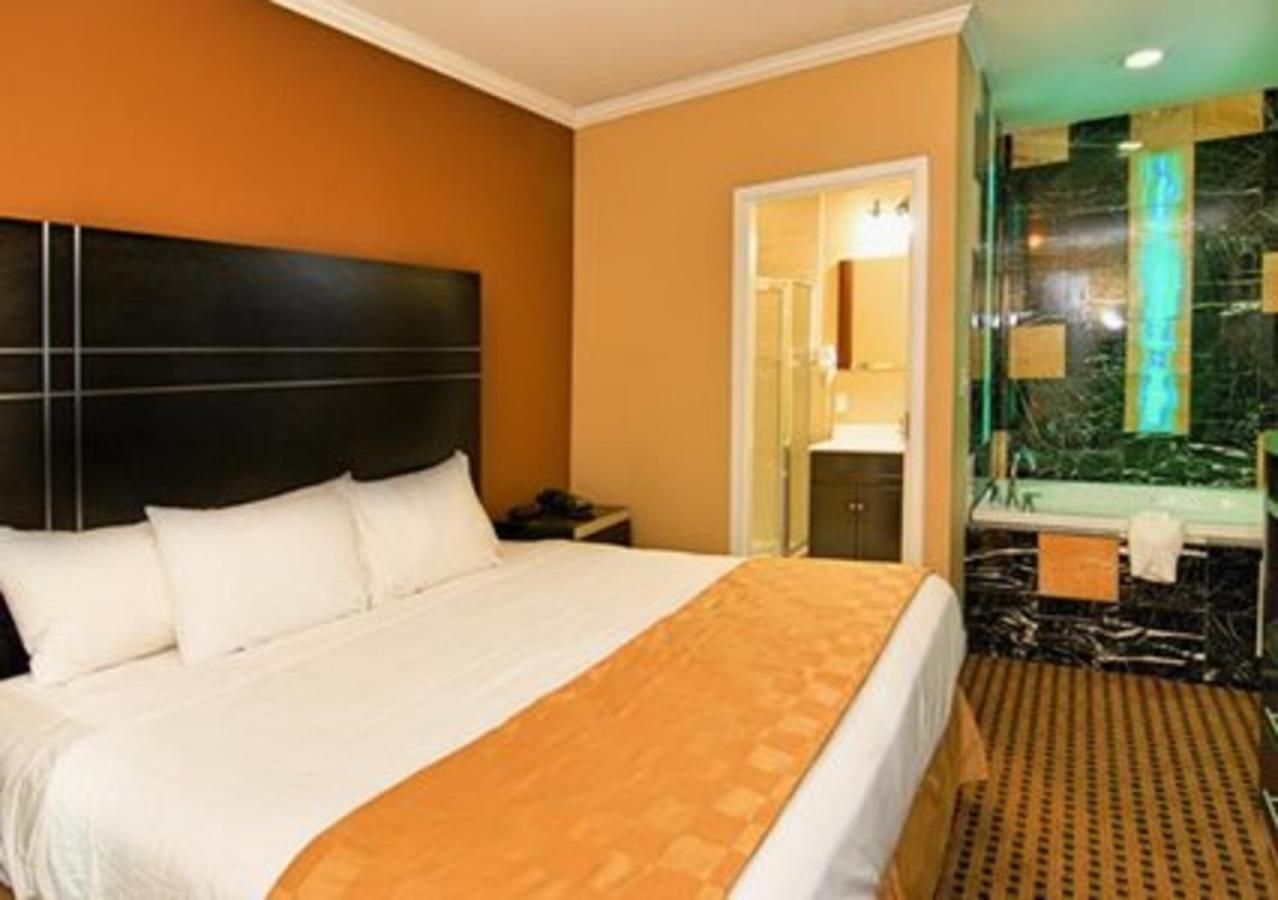 Tunkhannock The Prince Hotel מראה חיצוני תמונה
