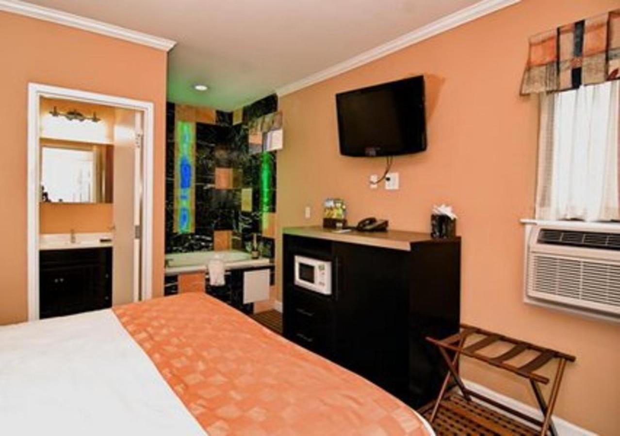 Tunkhannock The Prince Hotel מראה חיצוני תמונה