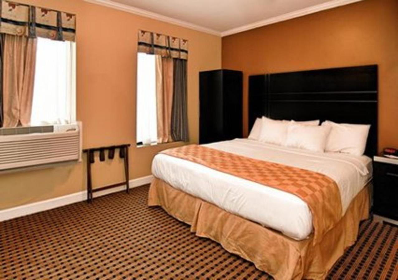 Tunkhannock The Prince Hotel מראה חיצוני תמונה